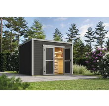 Gartenhaus mit geöffneten Doppeltüren und Regalen im Innenraum