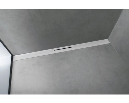 Raumecke mit Decke, Wand und Dunstabzugshaube