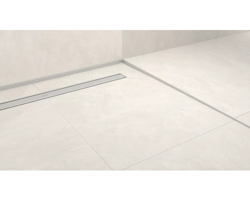 Carrelage de sol avec caniveau d''écoulement et profilé de finition murale