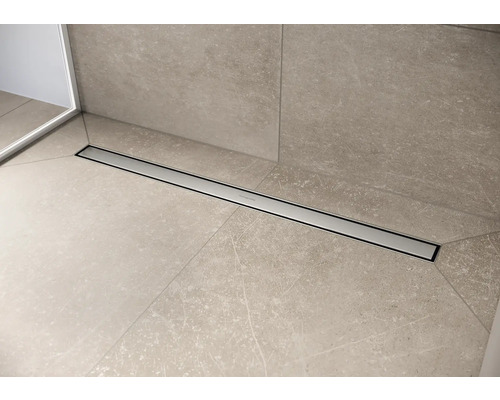 Drain de sol dans la salle de bain