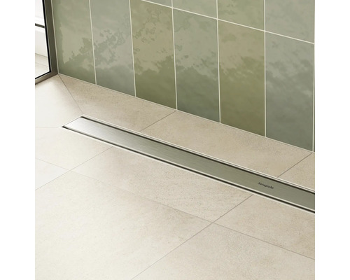 Douche plain-pied avec caniveau de douche Hansgrohe en acier inoxydable