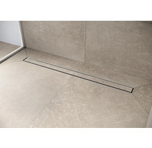 Badezimmer mit linearer Duschrinne aus Edelstahl