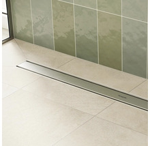 Bodenebene Dusche mit Hansgrohe Duschrinne aus Edelstahl