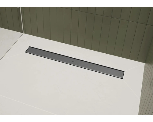 Douche à l''italienne avec caniveau de douche en acier inoxydable