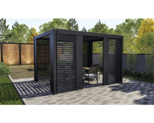 Schwarze Lamellenpergola mit Gartentisch und Stühlen auf einer Terrasse.