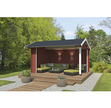 Maison de jardin en bois avec terrasse couverte et mobilier de jardin sur une terrasse en bois.