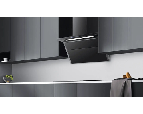 Hotte aspirante dans une cuisine moderne