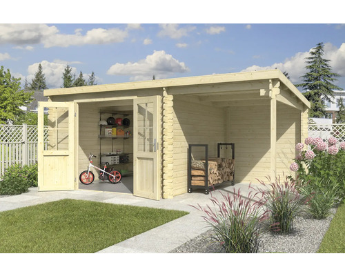 Holzgartenhaus mit Doppeltür, Fahrrad, Regal und Holzstapel im Garten