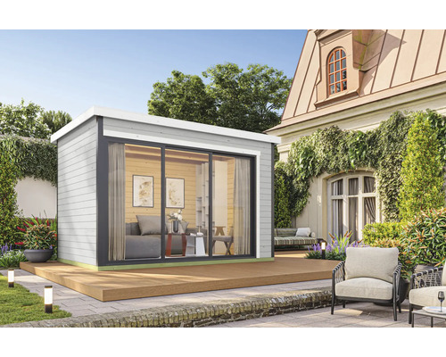 Abri de jardin moderne avec porte coulissante et terrasse périphérique dans un jardin bien entretenu