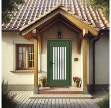 Porte d''entrée verte avec vitrages blancs et auvent