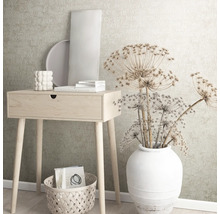 Ambiance décorative de pièce avec console, panier, vase et accessoires d''intérieur