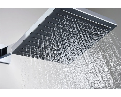 Pomme de douche rectangulaire avec jets d''eau