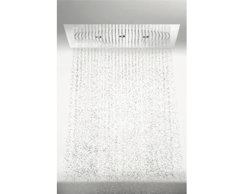 Regenpaneel-Duschkopf mit laufendem Wasser