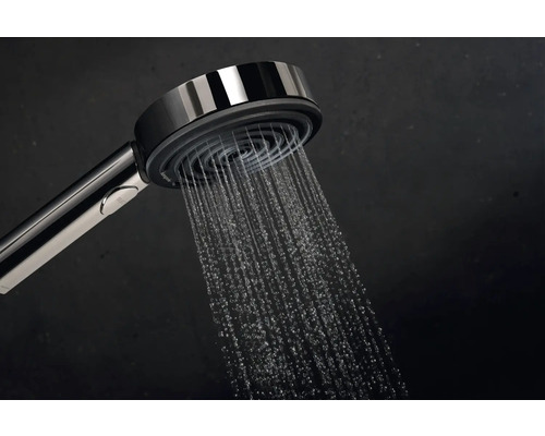 Handbrause mit fließendem Wasser für Dusche