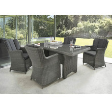 Ensemble de salon de jardin avec table et fauteuils en rotin à l''extérieur