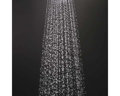 Fliessendes Wasser aus einem Duschkopf