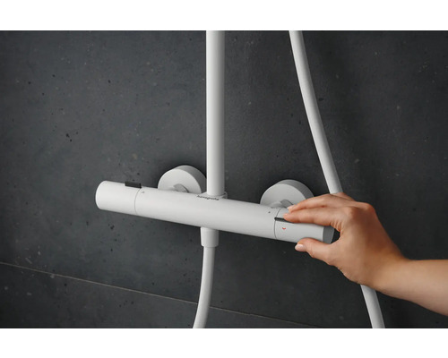 Aufputz-Duscharmatur mit Handbedienung zur Temperatureinstellung.