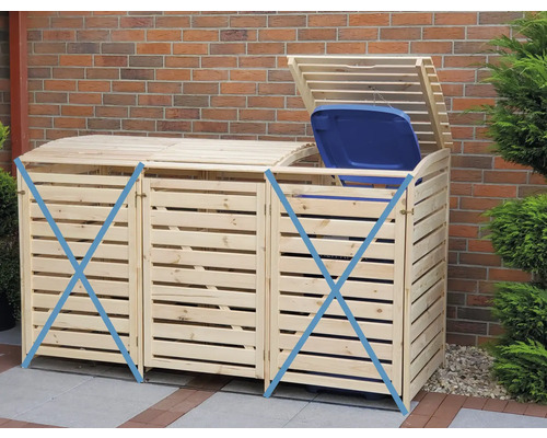 Cache-conteneurs en bois pour trois conteneurs à déchets en extérieur.