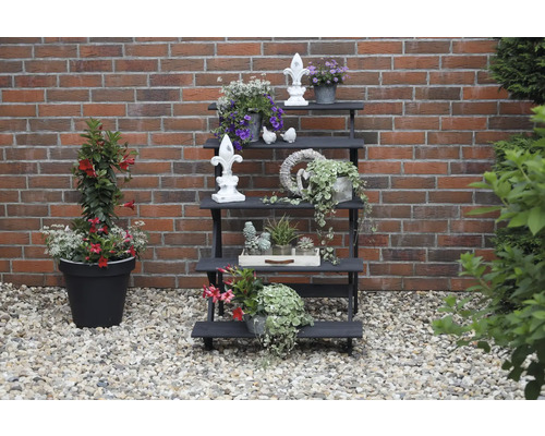 Étagère de jardin décorative en bois avec plantes et décoration