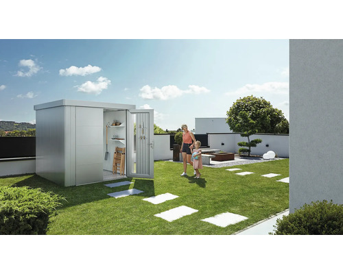 Scène de jardin avec cabanon, mère et enfant sur pelouse