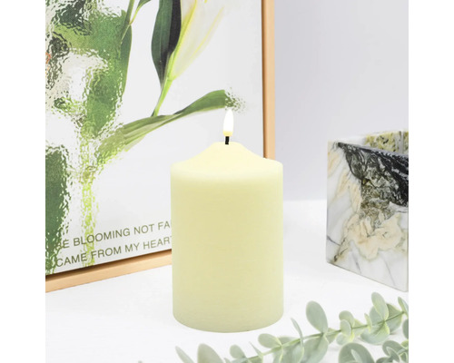 Bougie pilier décorative, forme cylindrique