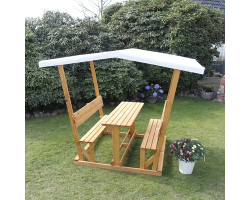 Ensemble de jardin en bois avec toit et bancs sur une pelouse