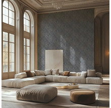 Helles Wohnzimmer mit modularem Ecksofa, Poufs und grossen Fenstern