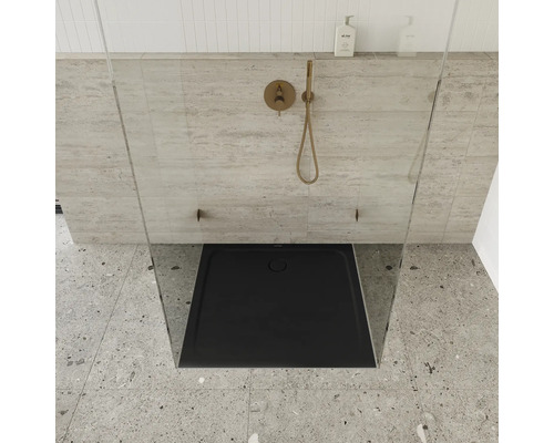 Cabine de douche avec receveur noir et robinetterie