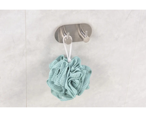 Badeschwamm an einem Haken