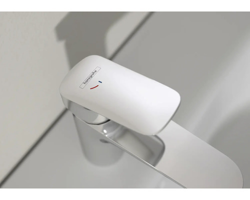 Logo Hansgrohe sur robinet