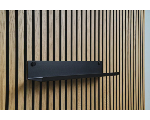 Étagère Sonava Function large Medium 570 x 90 x 140 mm Étagère murale noire sur un mur à panneaux de bois