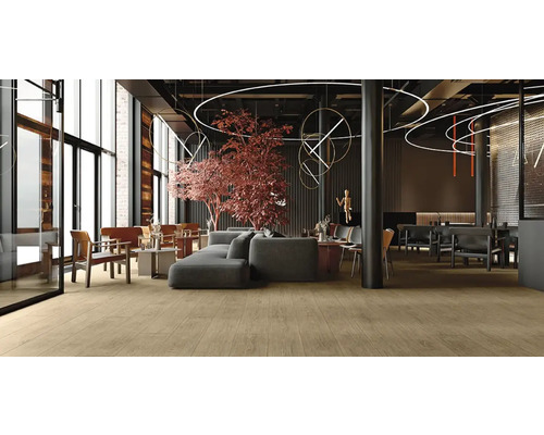 Photo intérieure d''un salon moderne avec parquet, canapés et fauteuils