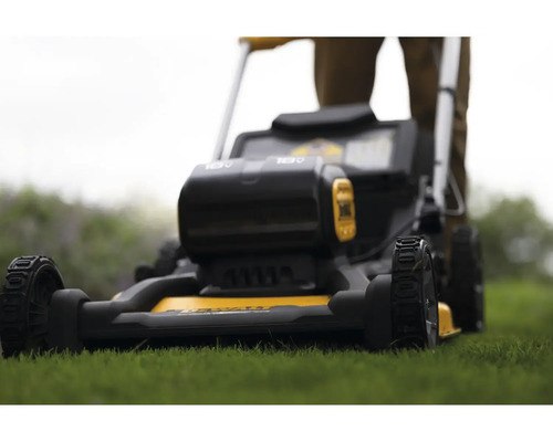 Tondeuse autoportée sur pelouse