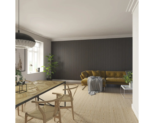 Salon avec table à manger, chaises, canapé et panneaux muraux pour aménagement intérieur