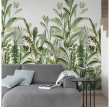 Salon avec papier peint photo motifs de jungle