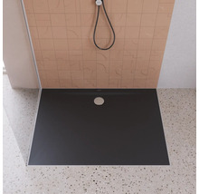 Douche à l''italienne avec receveur plat et foncé et pommeau de douche