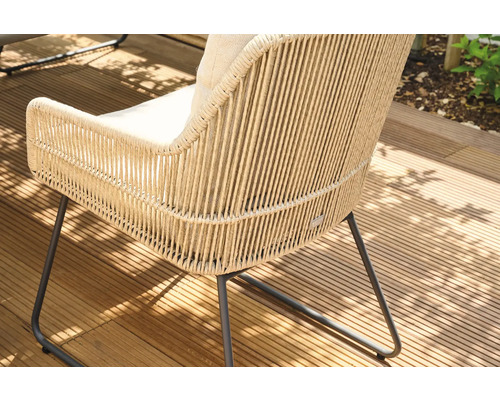 Gartensessel mit Seilgeflecht und Metallbeinen