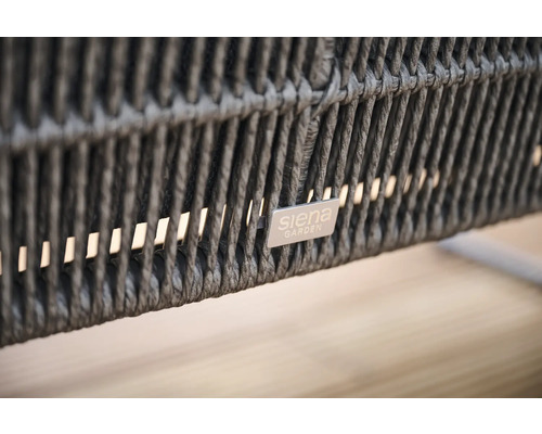 Vue détaillée d'un meuble de jardin avec structure tressée et logo Siena Garden.