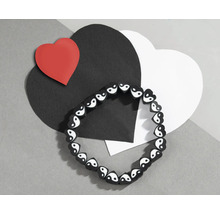 Bracelet avec symboles Yin et Yang et coeurs décoratifs en papier