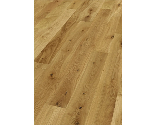 Parquet en chêne posé.