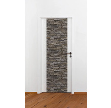 Porte intérieure avec aspect pierre et ferrures.