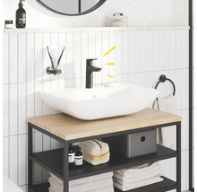 Lavabo de salle de bain avec robinet sur meuble sous-vasque avec étagères