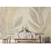 Pièce lumineuse avec papier peint photo à motifs végétaux, table à manger et banc avec coussins