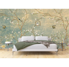 Schlafzimmer mit Fototapete mit Vogel- und Blumenmuster