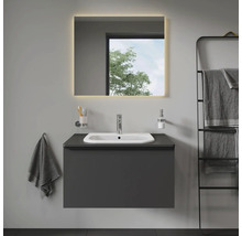 Salle de bains moderne avec meuble sous-lavabo, miroir éclairé et porte-serviettes