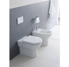 Salle de bain moderne avec toilettes et bidet