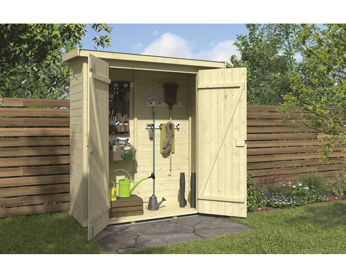 Armoire de jardin en bois avec portes ouvertes et divers outils de jardinage