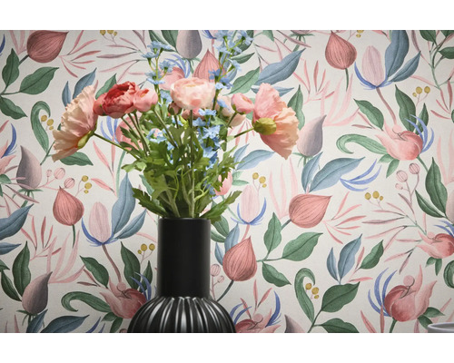 Papier peint à fleurs avec bouquet dans un vase noir