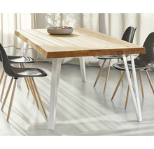 Table de salle à manger avec plateau en bois et pieds en métal avec chaises