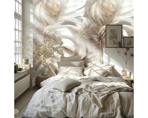 Schlafzimmer mit Bett und Fototapete mit floralem Muster